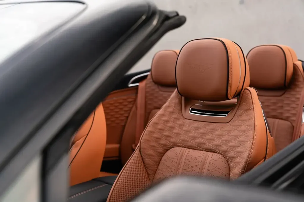 Bentley GTC 2025 Black Int