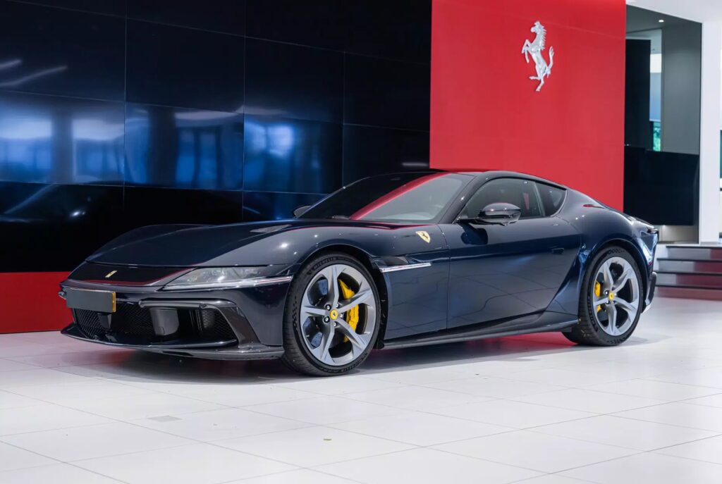 Ferrari 12Cilindri Blu Pozzi2