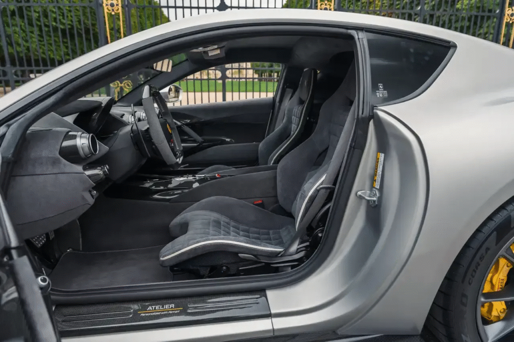Ferrari 812 Competizione Interior 4