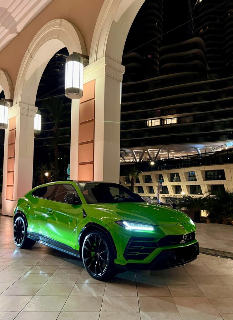 Long-term luxury car rental in France Long-term luxury car rental in France