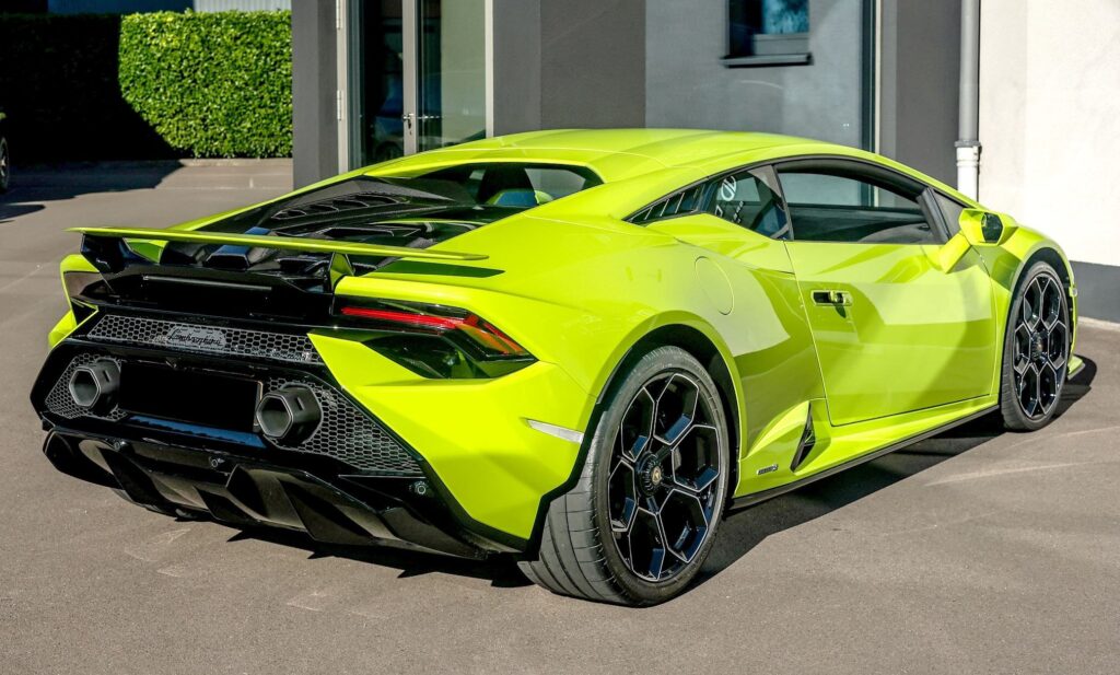 Lamborghini Huracan Tecnica Green Rear