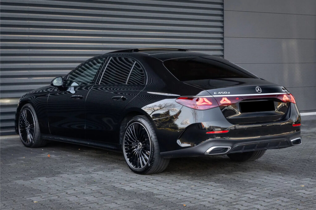 Mercedes-Benz E-Class 450d Rear