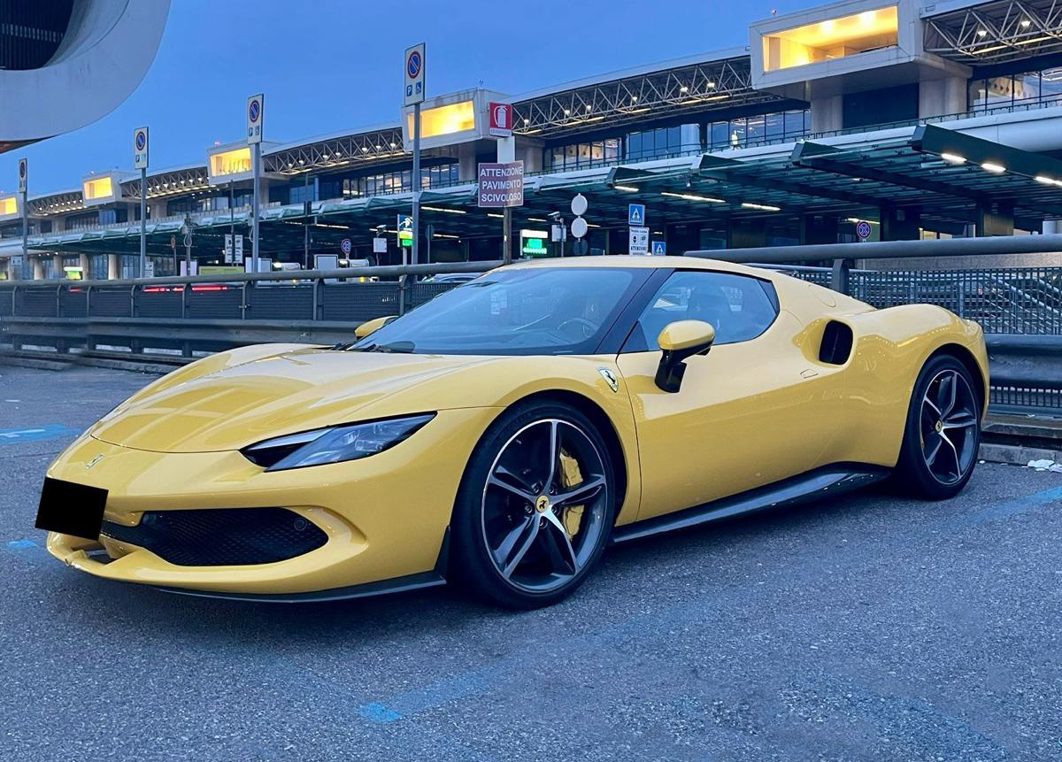 Ferrari 296 GTB Yellow 21