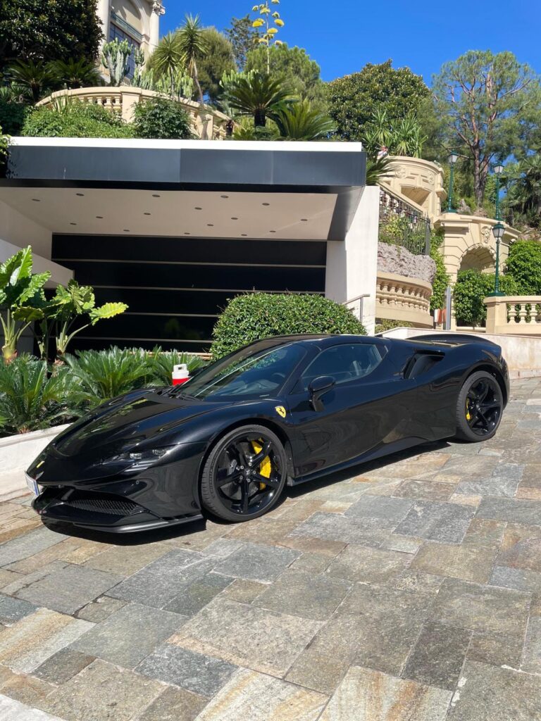 Luxury Car Rental in Saint-Tropez Luxury Car Rental in Saint-Tropez