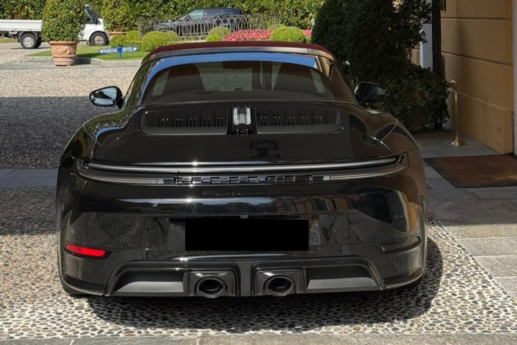 Porsche 911 Targa GTS Lake Como 4 Crop